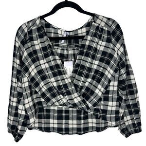 New! Good Luck Girl Check/Plaid Crop Long Sleeve Faux Wrap Women’s Blouse Sz M